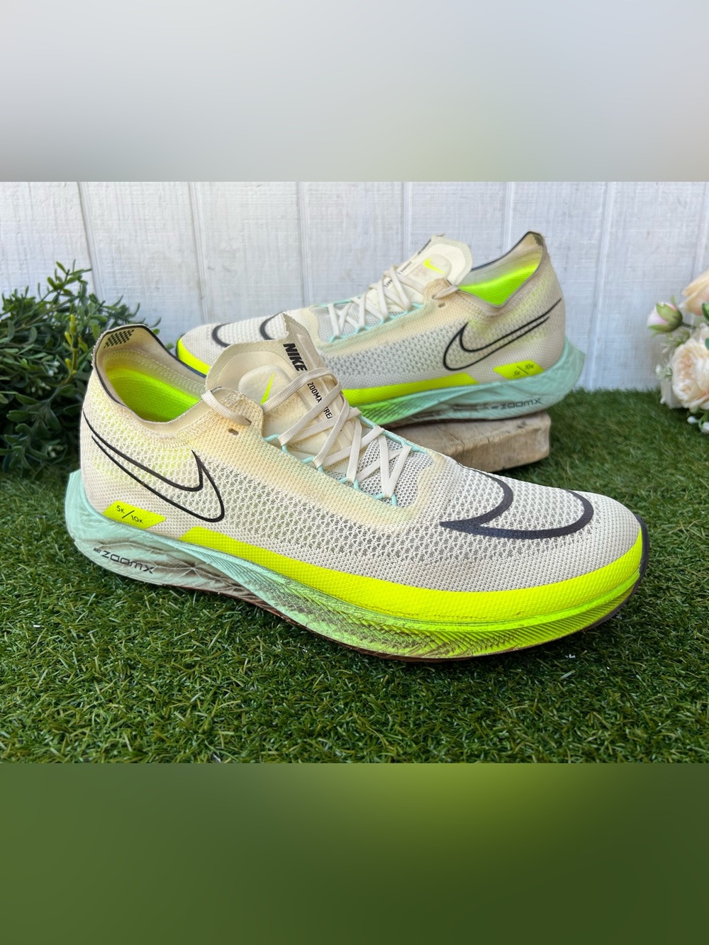 Nike ZoomX StreakFly Mint Foam Volt Coconut Milk/Mint Foam/Volt men Sz 12 preown